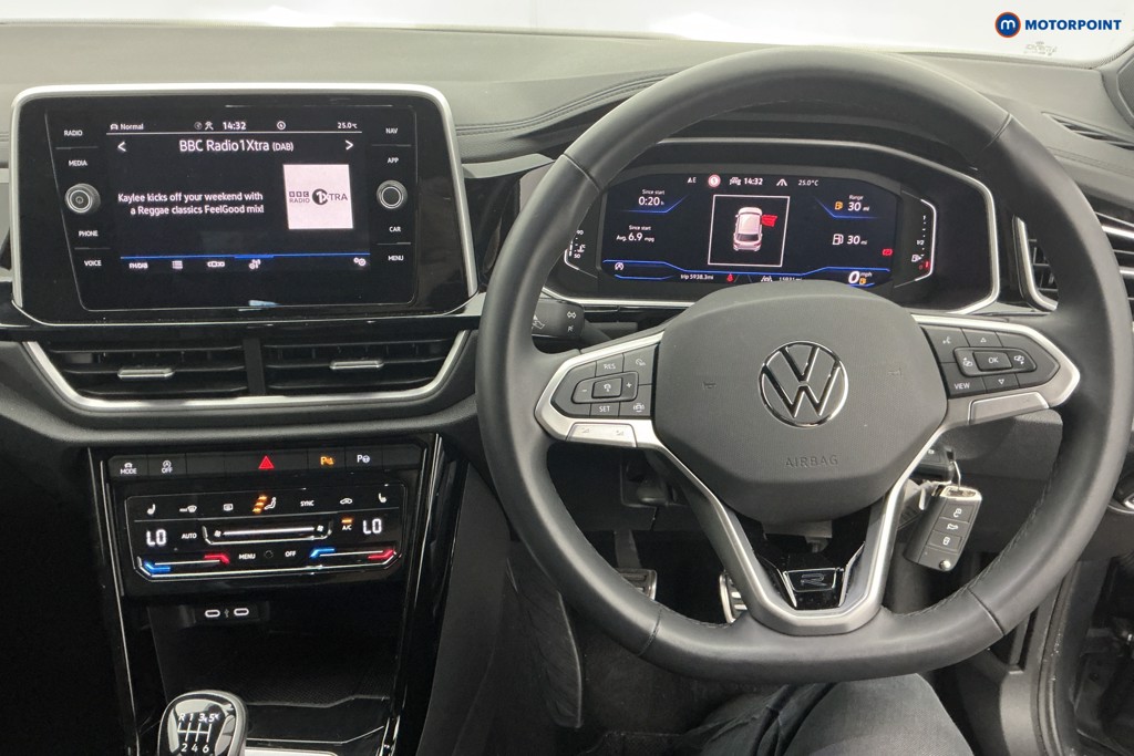 Volkswagen T-Roc R-Line Manual Petrol SUV - Stock Number (1652348) - 1st supplementary image