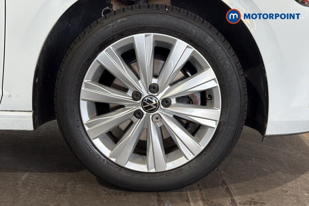 Volkswagen Polo SEL Manual Petrol Hatchback - Stock Number (1652528) - 47th supplementary image