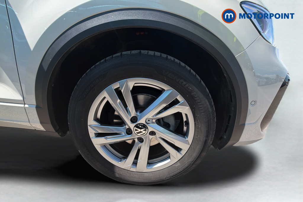 Volkswagen T-Roc R-Line Manual Petrol SUV - Stock Number (1652784) - Passenger side front corner