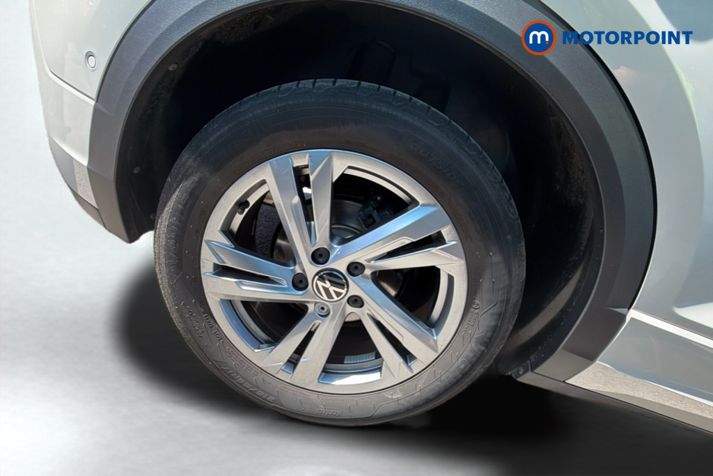 Volkswagen T-Roc R-Line Manual Petrol SUV - Stock Number (1652784) - Drivers side front corner