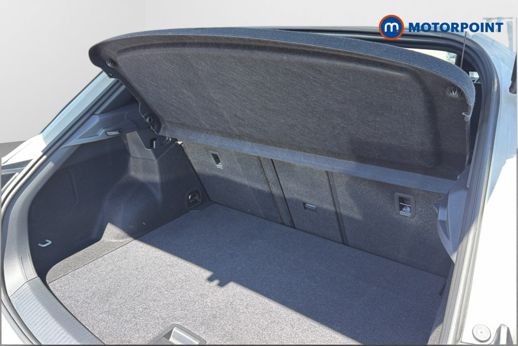Volkswagen T-Roc R-Line Manual Petrol SUV - Stock Number (1652784) - Drivers side rear corner