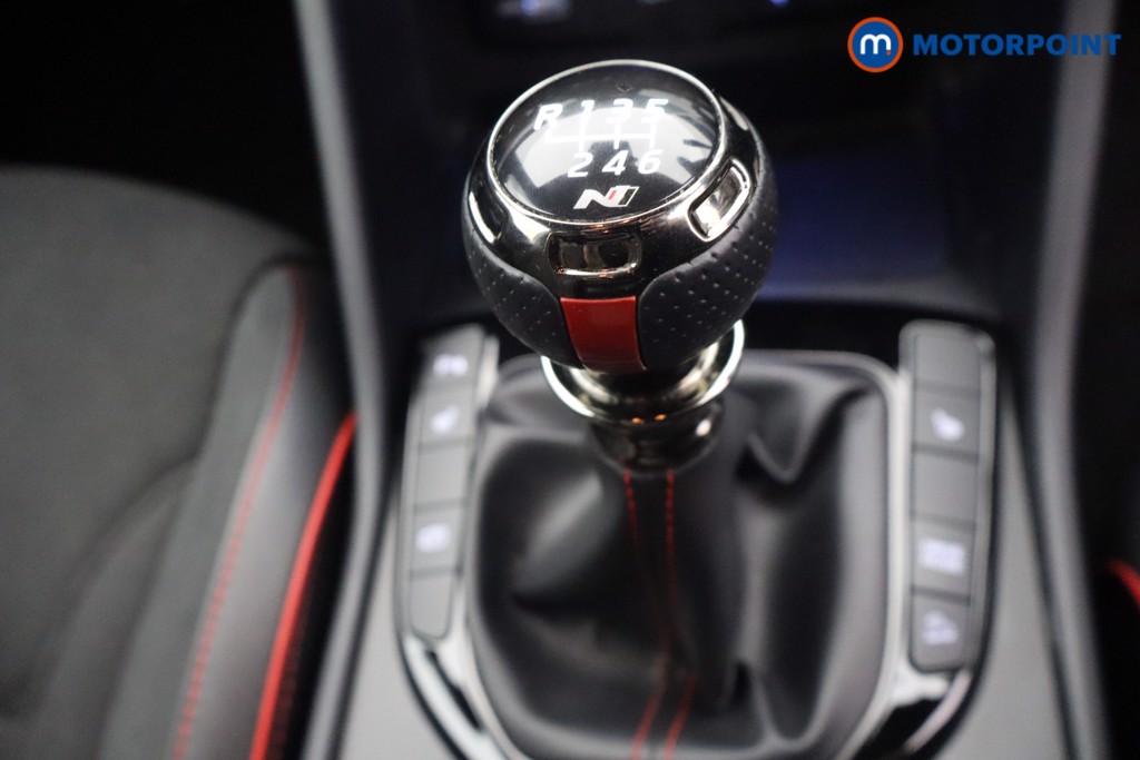Hyundai Tucson N Line Manual Petrol SUV - Stock Number (1653149) - 17th supplementary image