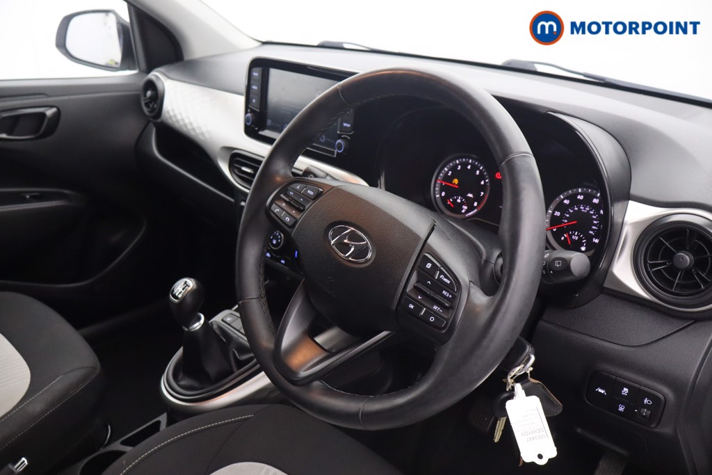 Hyundai I10 Premium Manual Petrol Hatchback - Stock Number (1653447) - 1st supplementary image