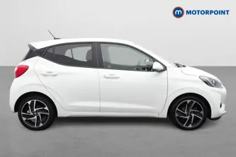 Hyundai I10 Premium Manual Petrol Hatchback - Stock Number (1653447) - Drivers side