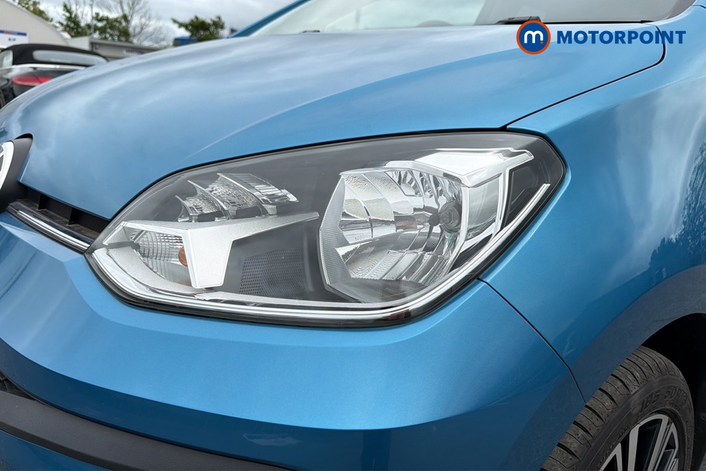 Volkswagen UP Black Edition Manual Petrol Hatchback - Stock Number (1653663) - 42nd supplementary image