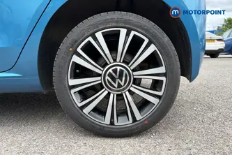 Volkswagen UP Black Edition Manual Petrol Hatchback - Stock Number (1653663) - 45th supplementary image