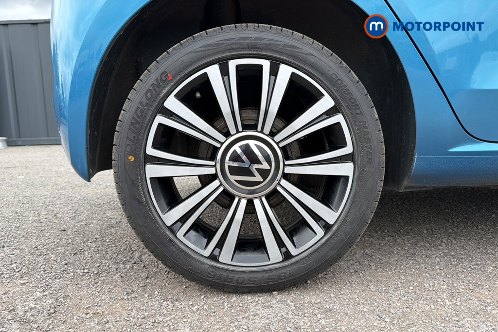Volkswagen UP Black Edition Manual Petrol Hatchback - Stock Number (1653663) - 46th supplementary image