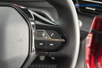 Peugeot 2008 Allure Premium Manual Petrol SUV - Stock Number (1653773) - 3rd supplementary image