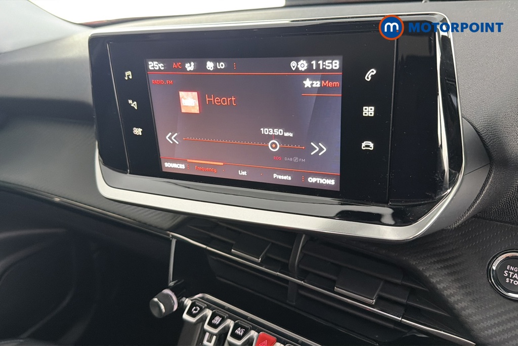 Peugeot 2008 Allure Premium Manual Petrol SUV - Stock Number (1653773) - 8th supplementary image