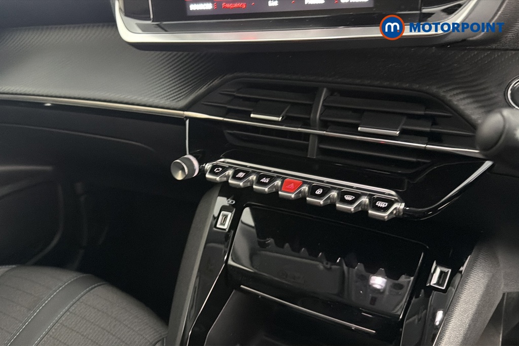 Peugeot 2008 Allure Premium Manual Petrol SUV - Stock Number (1653773) - 12th supplementary image