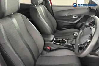 Peugeot 2008 Allure Premium Manual Petrol SUV - Stock Number (1653773) - 22nd supplementary image