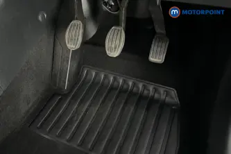 Peugeot 2008 Allure Premium Manual Petrol SUV - Stock Number (1653773) - 24th supplementary image