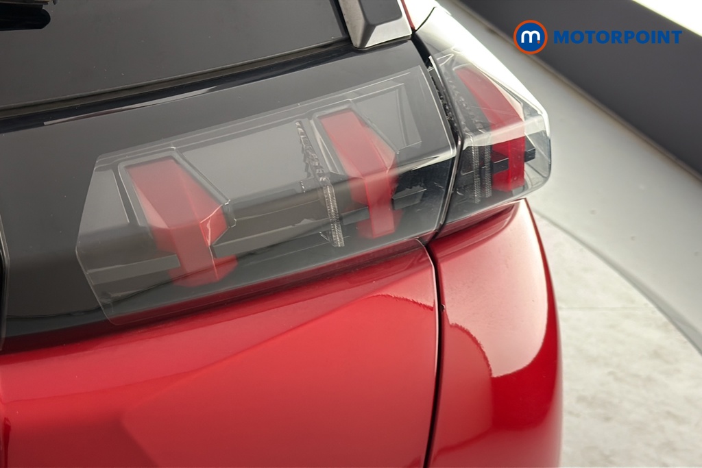 Peugeot 2008 Allure Premium Manual Petrol SUV - Stock Number (1653773) - 36th supplementary image