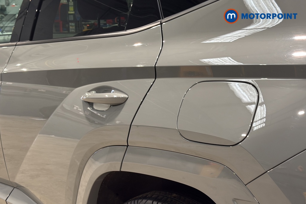 Hyundai Tucson N Line Automatic Petrol-Electric Hybrid SUV - Stock Number (1653776) - 41st supplementary image
