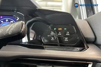 Volkswagen Golf Style Manual Petrol Hatchback - Stock Number (1653975) - 11th supplementary image