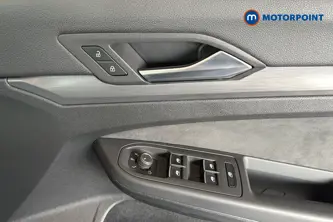 Volkswagen Golf Style Manual Petrol Hatchback - Stock Number (1653975) - 19th supplementary image
