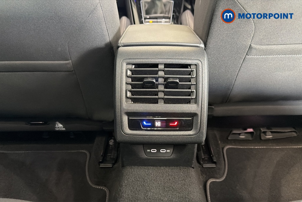 Volkswagen Golf Style Manual Petrol Hatchback - Stock Number (1653975) - 28th supplementary image