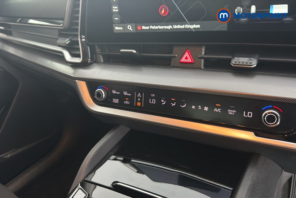 KIA Sportage 3 Automatic Petrol-Electric Hybrid SUV - Stock Number (1654137) - 12th supplementary image