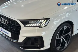 Audi Q7 Black Edition Automatic Petrol SUV - Stock Number (1654285) - 997th supplementary image