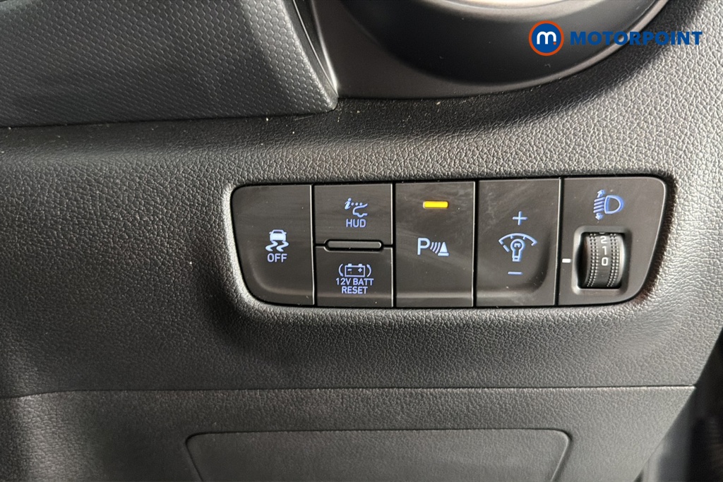 Hyundai Kona Ultimate Automatic Petrol-Electric Hybrid SUV - Stock Number (1654699) - 11th supplementary image