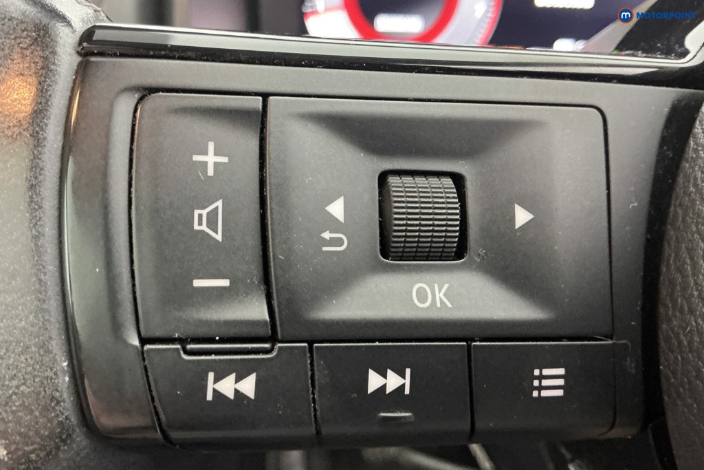 Nissan Qashqai N-Connecta Manual Petrol SUV - Stock Number (1646722) - 20th supplementary image