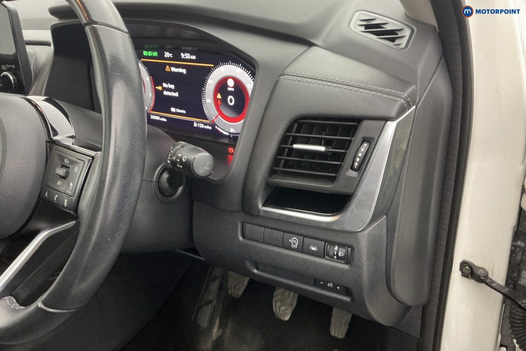 Nissan Qashqai N-Connecta Manual Petrol SUV - Stock Number (1646722) - 22nd supplementary image