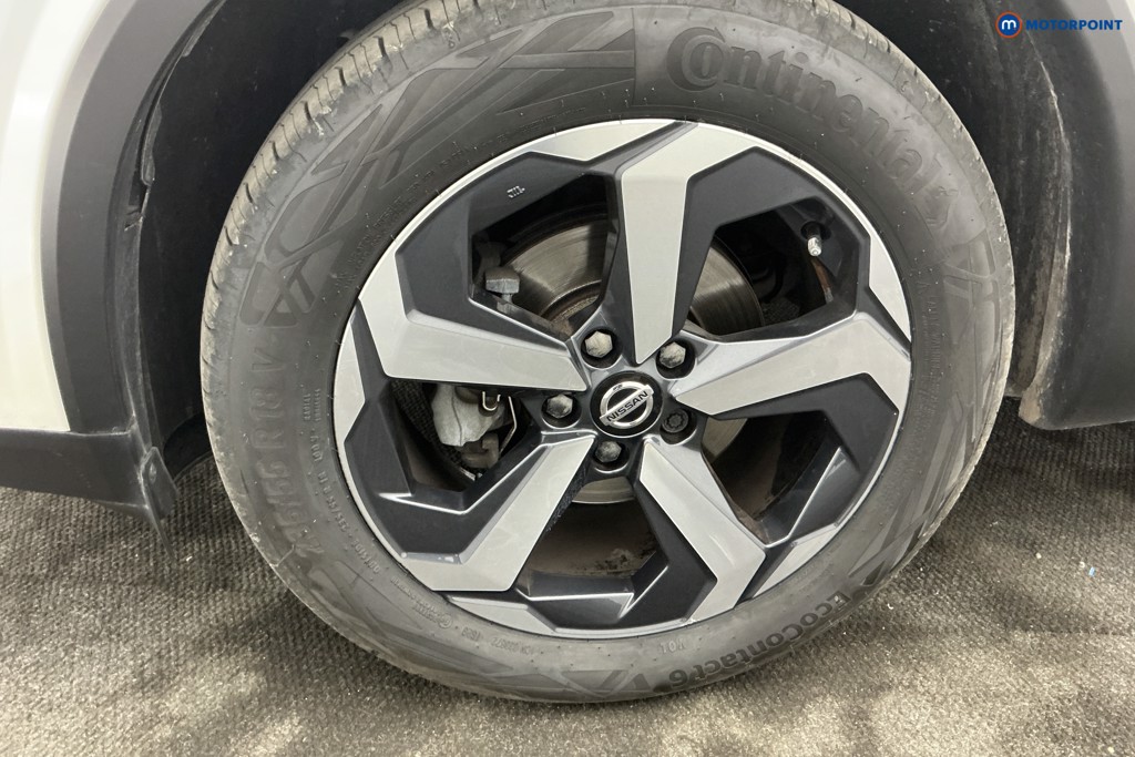 Nissan Qashqai N-Connecta Manual Petrol SUV - Stock Number (1646722) - 34th supplementary image