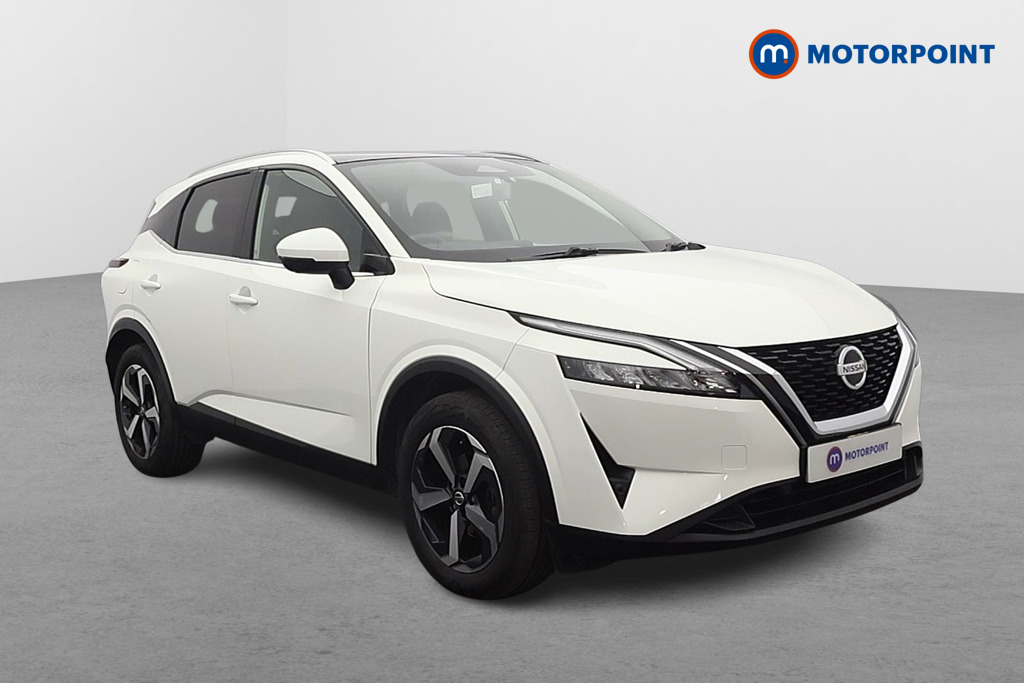 Nissan Qashqai N-Connecta Manual Petrol SUV - Stock Number (1646722) - Drivers side front corner