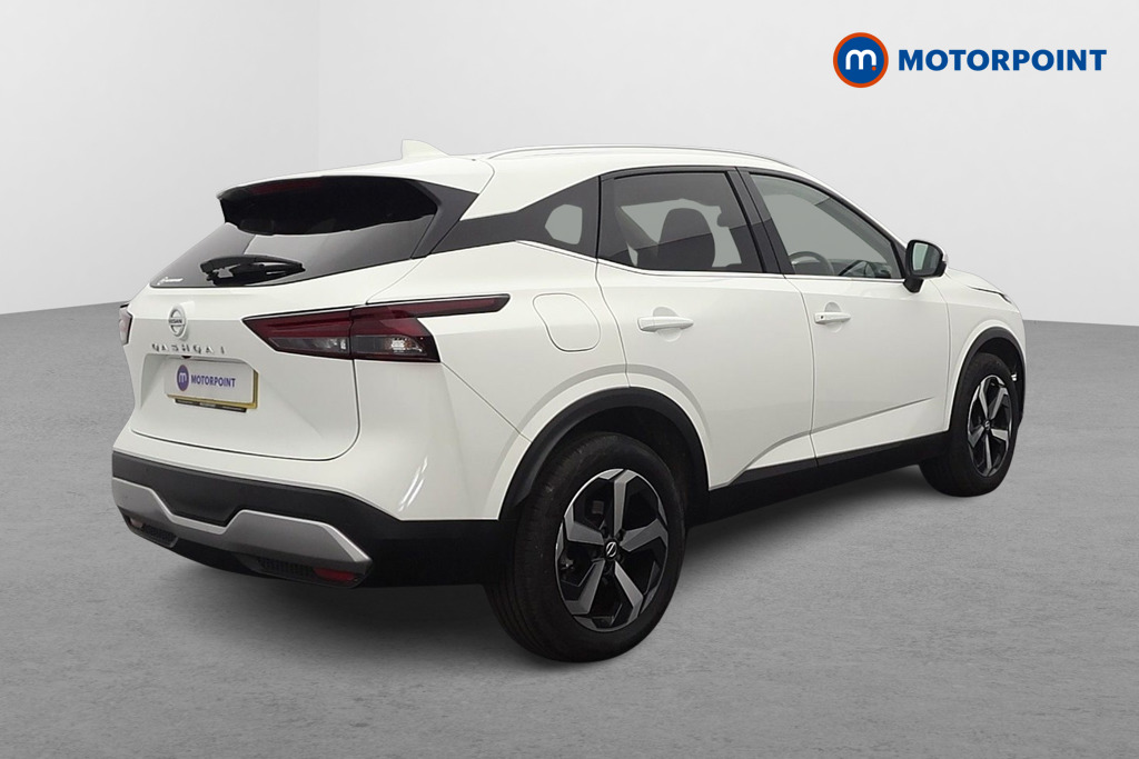 Nissan Qashqai N-Connecta Manual Petrol SUV - Stock Number (1646722) - Drivers side rear corner