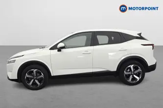 Nissan Qashqai N-Connecta Manual Petrol SUV - Stock Number (1646722) - Passenger side