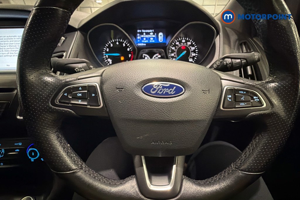 Ford Focus St-Line Manual Petrol Hatchback - Stock Number (1649797) - 5th supplementary image