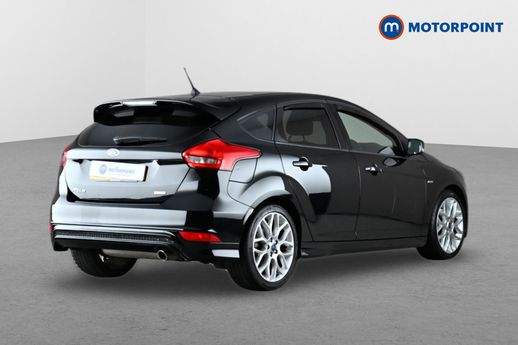 Ford Focus St-Line Manual Petrol Hatchback - Stock Number (1649797) - Drivers side rear corner