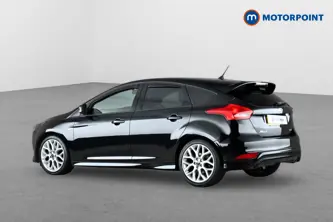 Ford Focus St-Line Manual Petrol Hatchback - Stock Number (1649797) - Passenger side rear corner