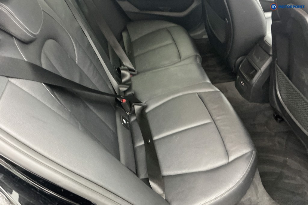 BMW 1 Series SE Manual Petrol Hatchback - Stock Number (1650517) - 4th supplementary image