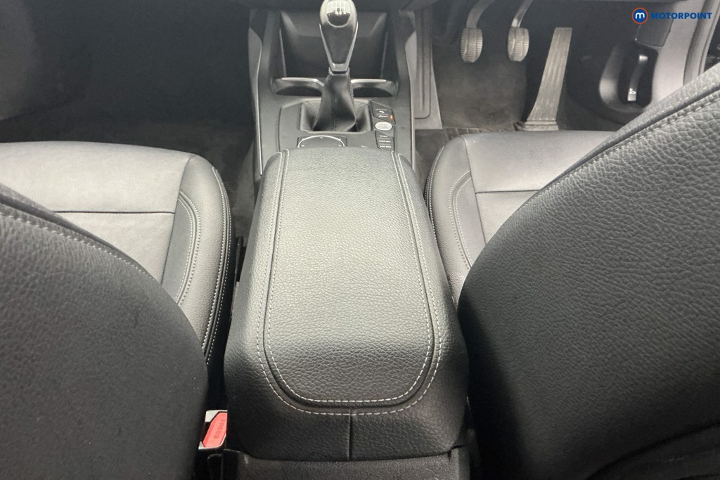 BMW 1 Series SE Manual Petrol Hatchback - Stock Number (1650517) - 11th supplementary image