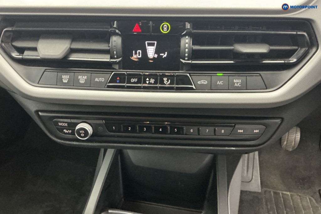 BMW 1 Series SE Manual Petrol Hatchback - Stock Number (1650517) - 16th supplementary image