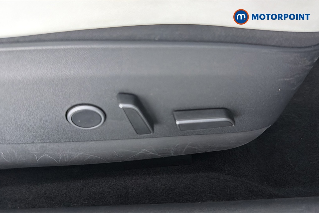 Tesla Model 3 Performance Automatic Electric Saloon - Stock Number (1650532) - 23rd supplementary image
