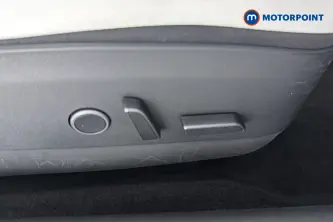Tesla Model 3 Performance Automatic Electric Saloon - Stock Number (1650532) - 23rd supplementary image