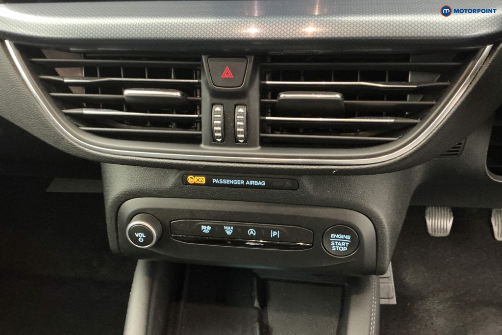 Ford Focus Active X Edition Manual Petrol Estate - Stock Number (1650670) - 17th supplementary image