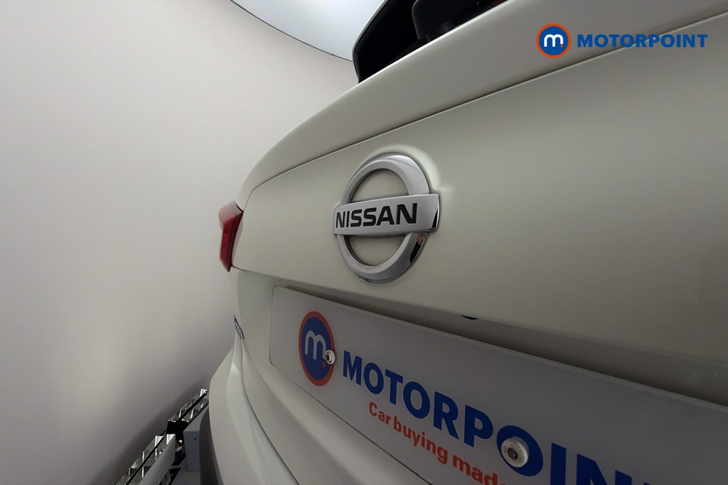 Nissan Qashqai Acenta Premium Automatic Petrol SUV - Stock Number (1651967) - 37th supplementary image