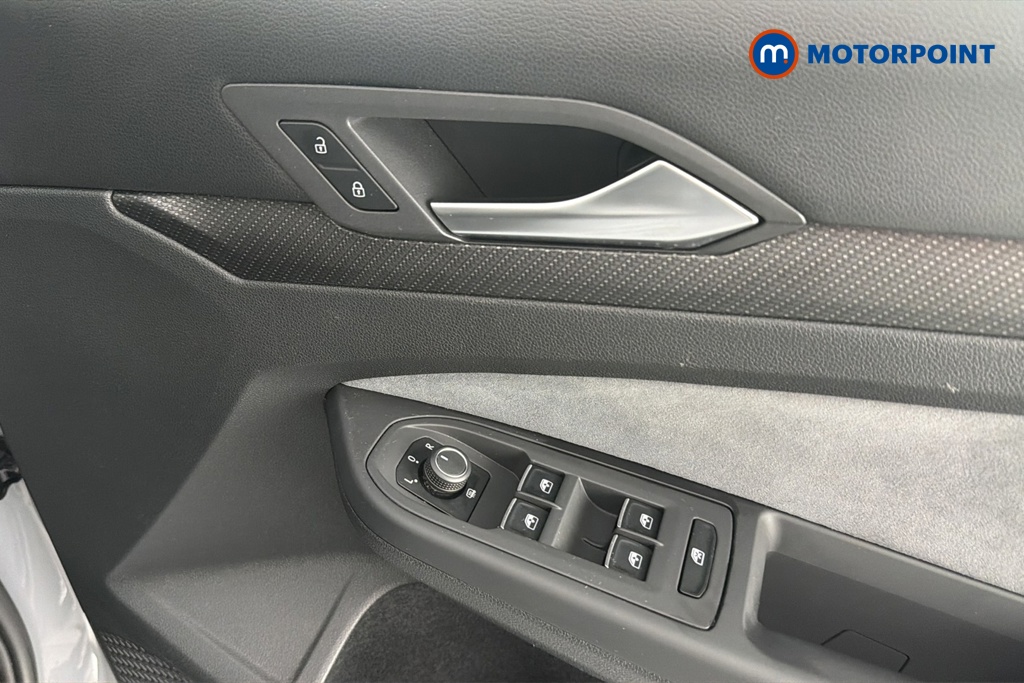 Volkswagen Golf R-Line Manual Petrol Hatchback - Stock Number (1652627) - 19th supplementary image
