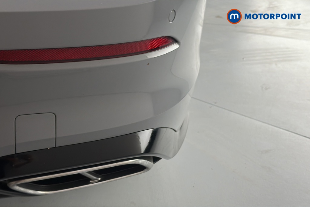 Volkswagen Golf R-Line Manual Petrol Hatchback - Stock Number (1652627) - 39th supplementary image