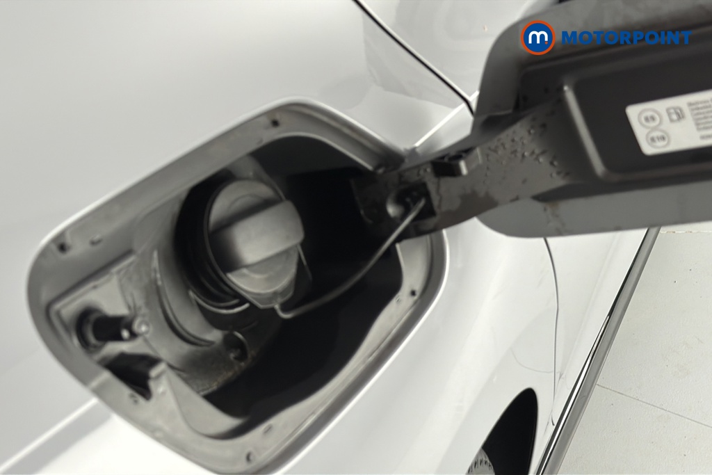 Volkswagen Golf R-Line Manual Petrol Hatchback - Stock Number (1652627) - 41st supplementary image