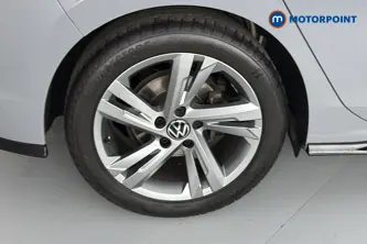 Volkswagen Golf R-Line Manual Petrol Hatchback - Stock Number (1652627) - 46th supplementary image