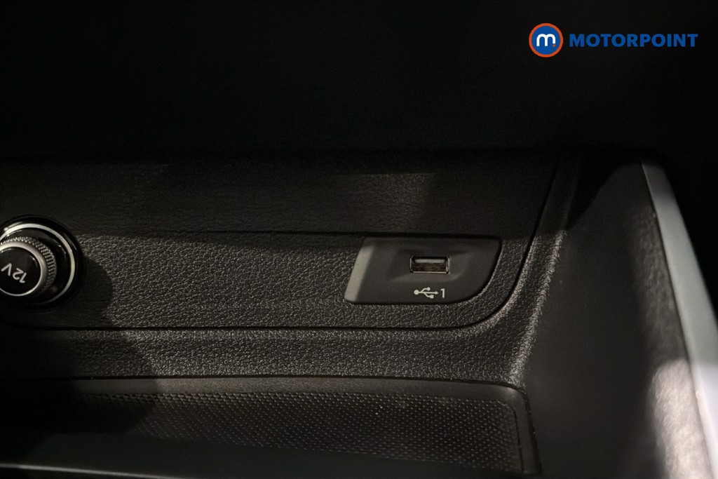 Audi Q2 S Line Automatic Petrol SUV - Stock Number (1652895) - 17th supplementary image