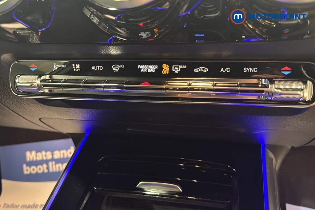 Mercedes-Benz GLA Amg Line Automatic Petrol SUV - Stock Number (1653467) - 12th supplementary image