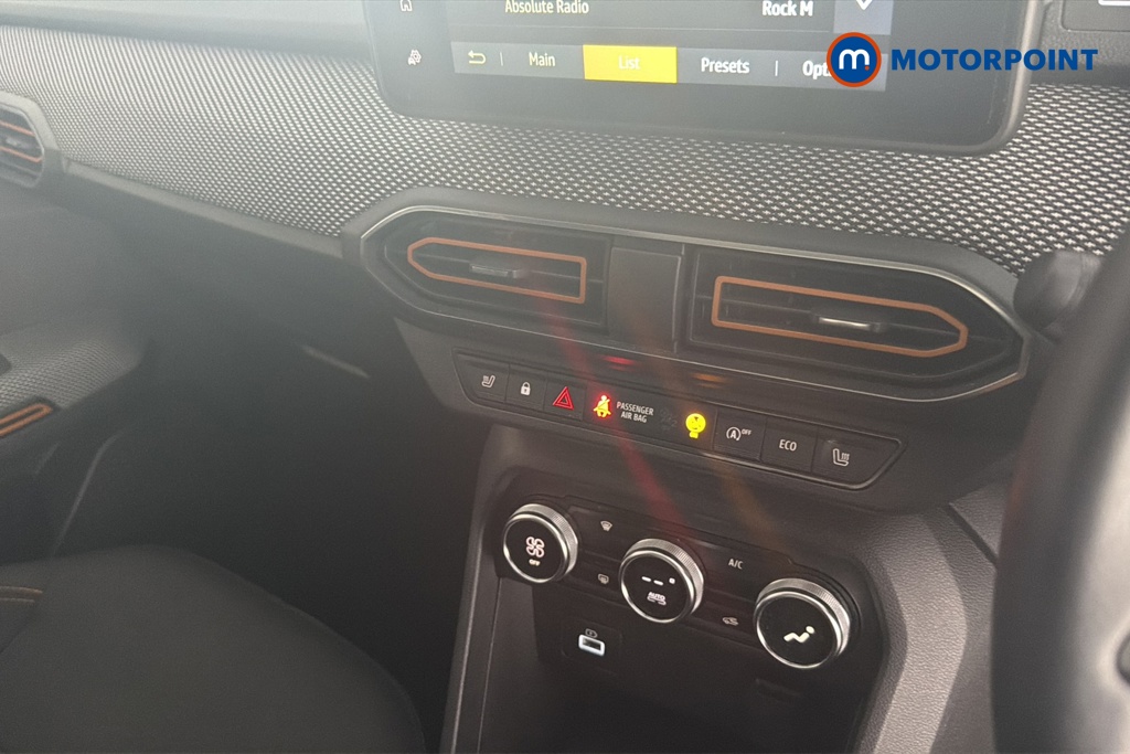 Dacia Sandero Stepway Prestige Manual Petrol Hatchback - Stock Number (1653951) - 12th supplementary image