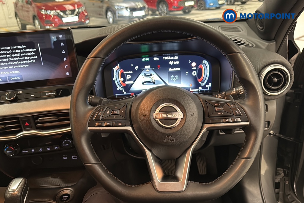 Nissan Juke N-Connecta Automatic Petrol SUV - Stock Number (1642452) - 2nd supplementary image