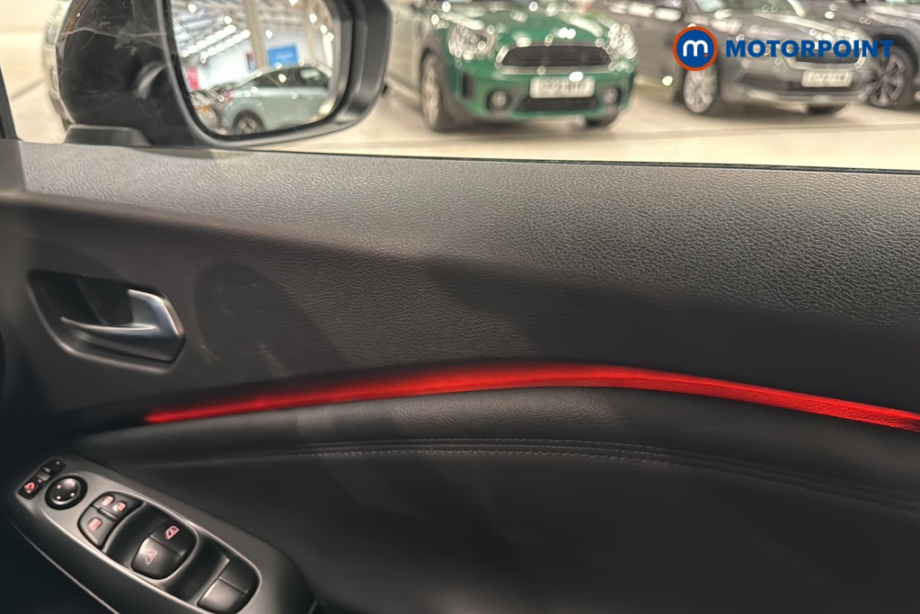 Nissan Juke N-Connecta Automatic Petrol SUV - Stock Number (1642452) - 10th supplementary image
