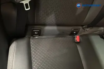 Nissan Juke N-Connecta Automatic Petrol SUV - Stock Number (1642452) - 27th supplementary image